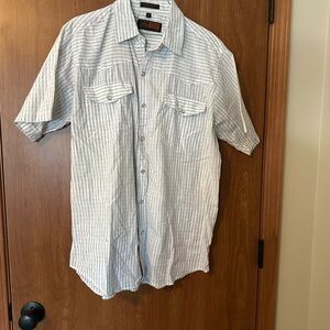 Canyon Guide Outfitters Striped Casual Button Down Shirt